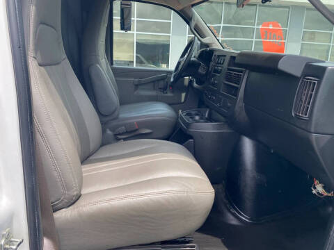 2018 Chevrolet Express 2500
