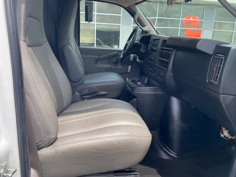 2018 Chevrolet Express 2500