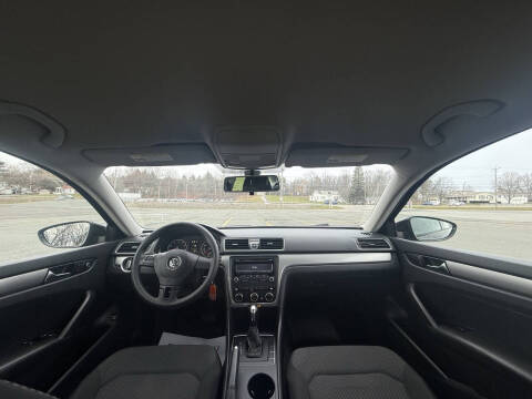 2012 Volkswagen Passat S PZEV