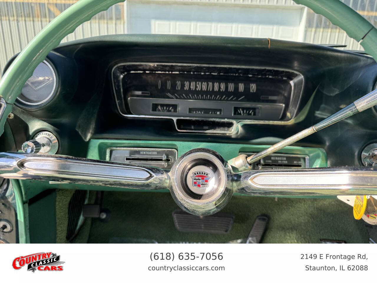 1960 Cadillac Series 62 38
