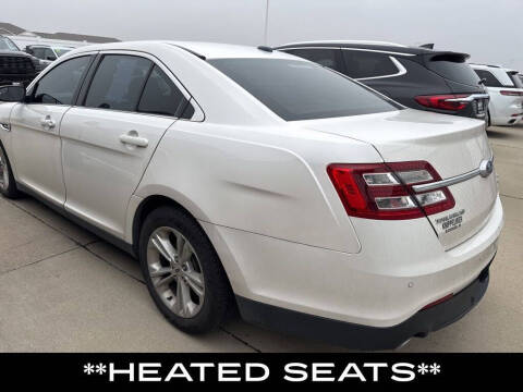 2015 Ford Taurus SEL