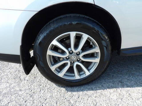 2013 Nissan Pathfinder SV