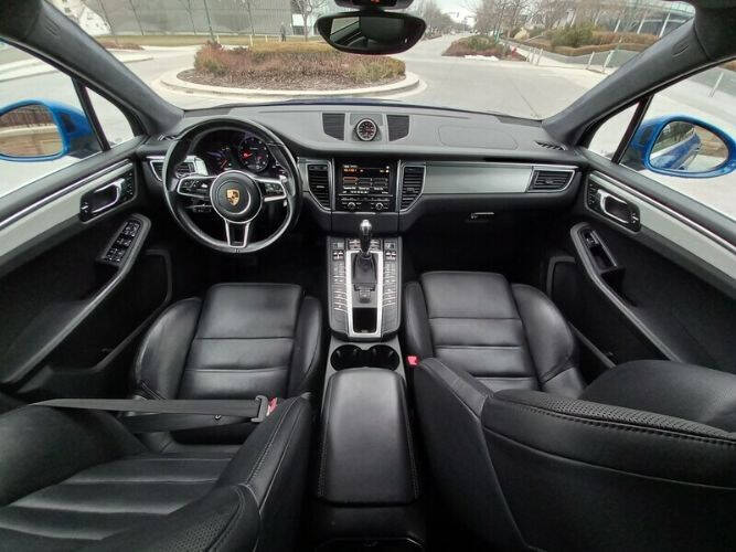 2016 Porsche Macan Turbo