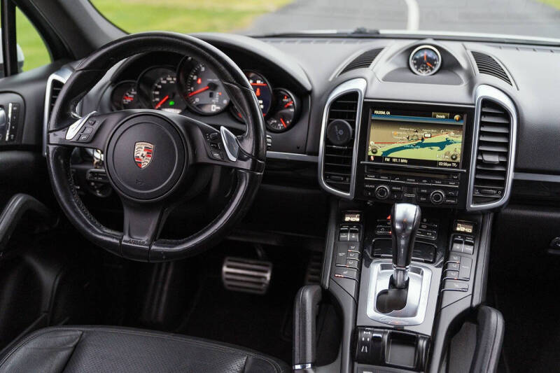 2013 Porsche Cayenne S