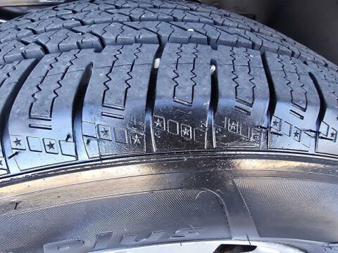 2008 Jeep Commander Sport