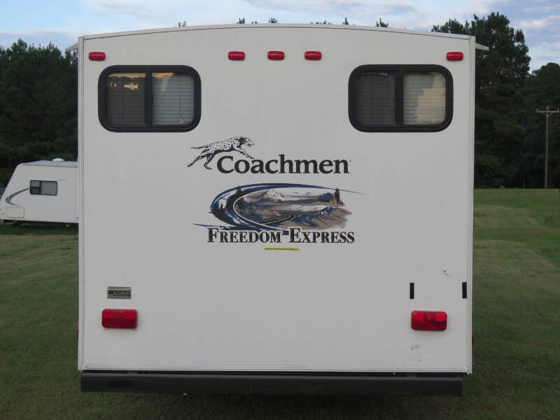 2013 Forest River Coachmen Freedom