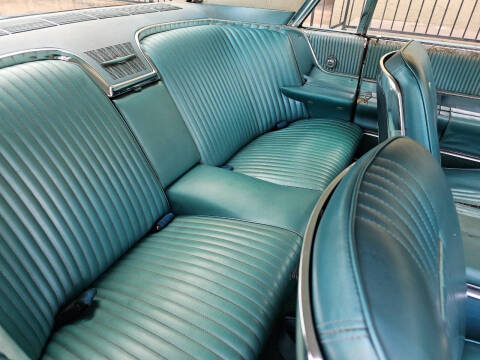 1964 Ford Thunderbird