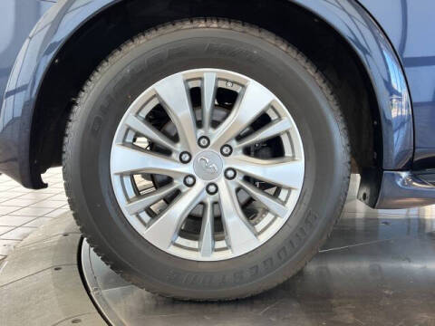 2017 Infiniti QX80 Signature Edition