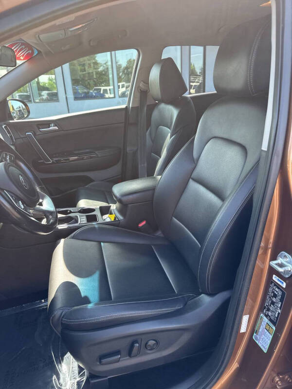 2020 Kia Sportage EX