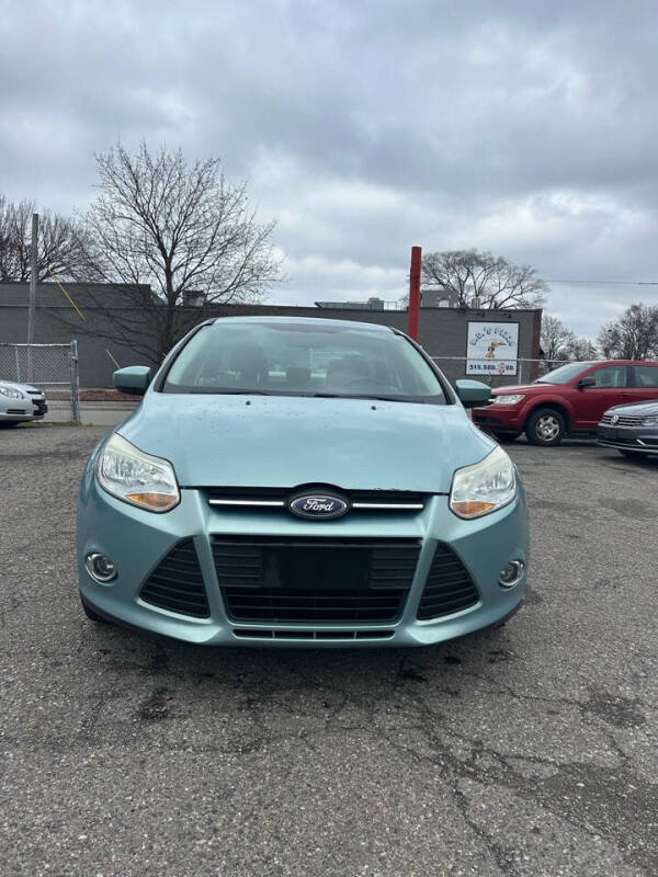 2012 Ford Focus SE photo 3