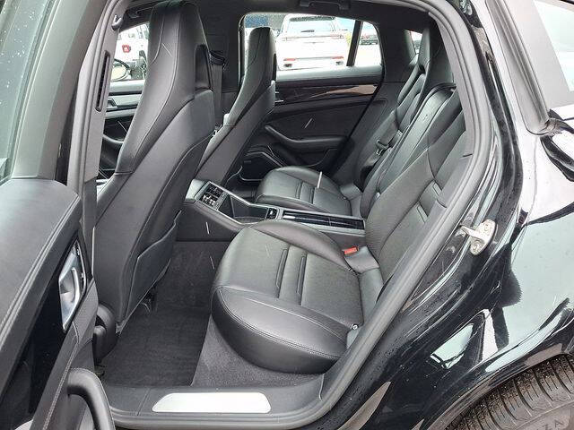 2019 Porsche Panamera 4