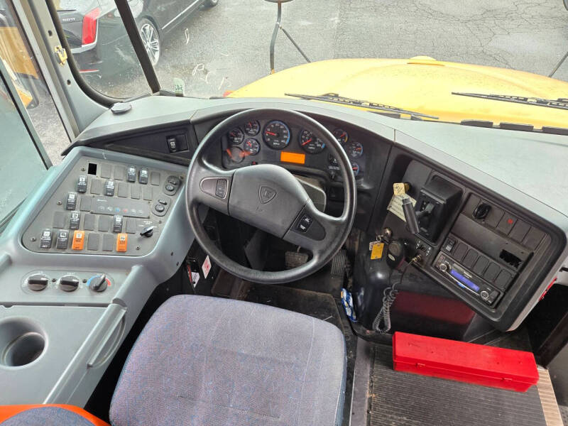 2013 IC Bus CE Series