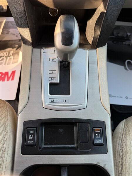 2011 Subaru Outback 2.5i Premium