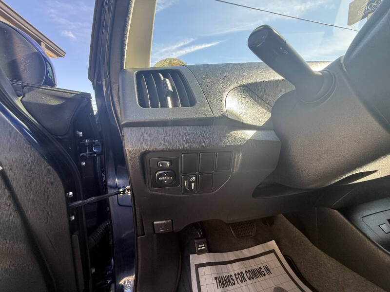 2015 Toyota Prius Three