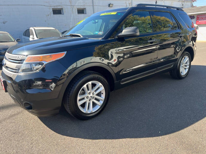 2015 Ford Explorer Base photo 5