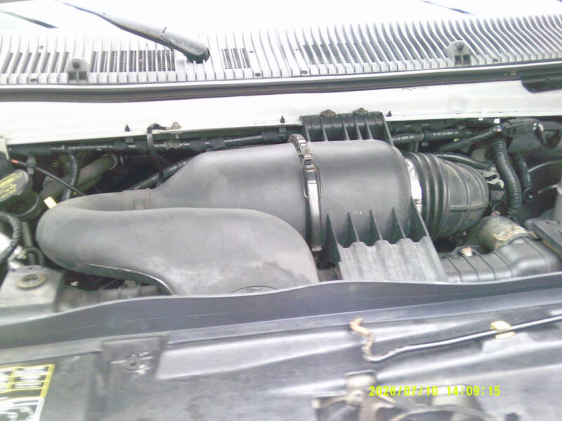 2011 Ford E-Series E-350 SD XLT