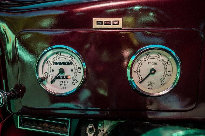 1937 Plymouth Deluxe