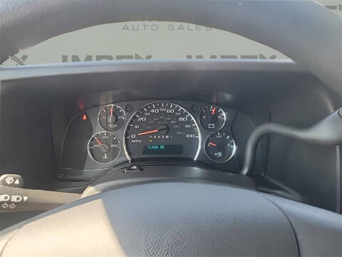 2023 GMC Savana 2500