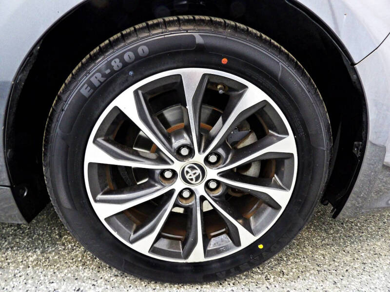 2016 Toyota Avalon XLE