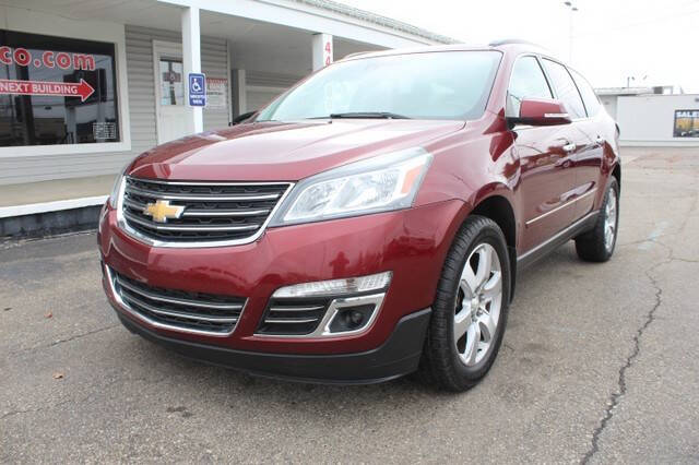 2017 Chevrolet Traverse Premier photo 3