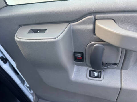 2021 GMC Savana 2500