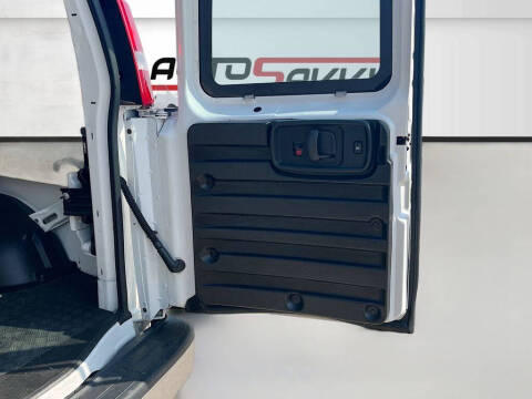 2022 GMC Savana 2500