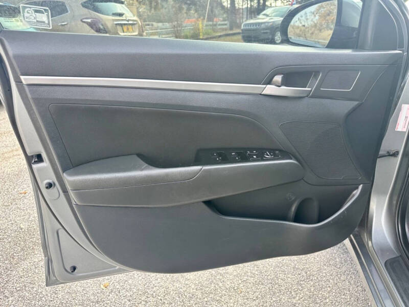 2019 Hyundai Elantra SEL