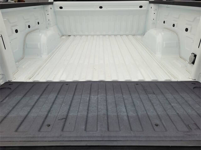 2024 GMC Sierra 1500 Elevation Standard