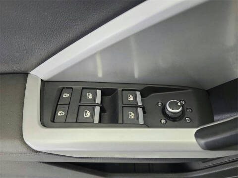 2023 Audi Q3 quattro S line Prem Plus 45 TFSI