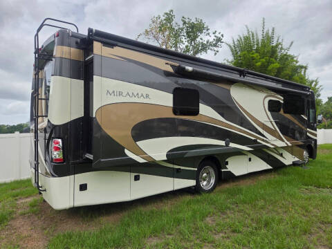 2017 Thor Motor Coach MIRAMAR 35.2