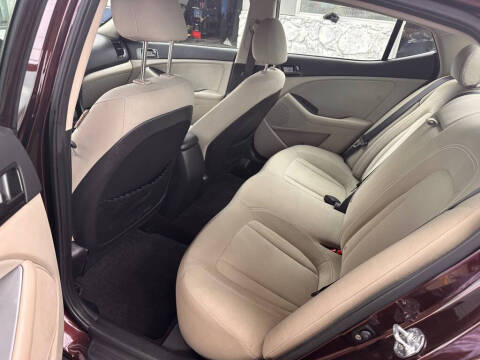 2011 Kia Optima LX