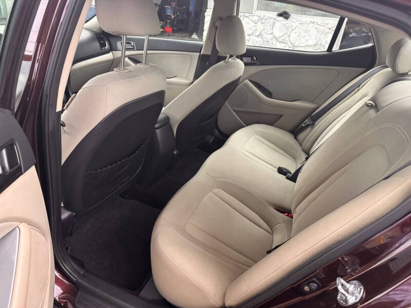2011 Kia Optima LX