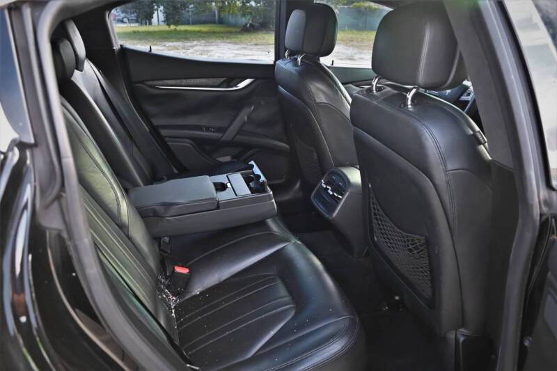 2014 Maserati Ghibli S Q4