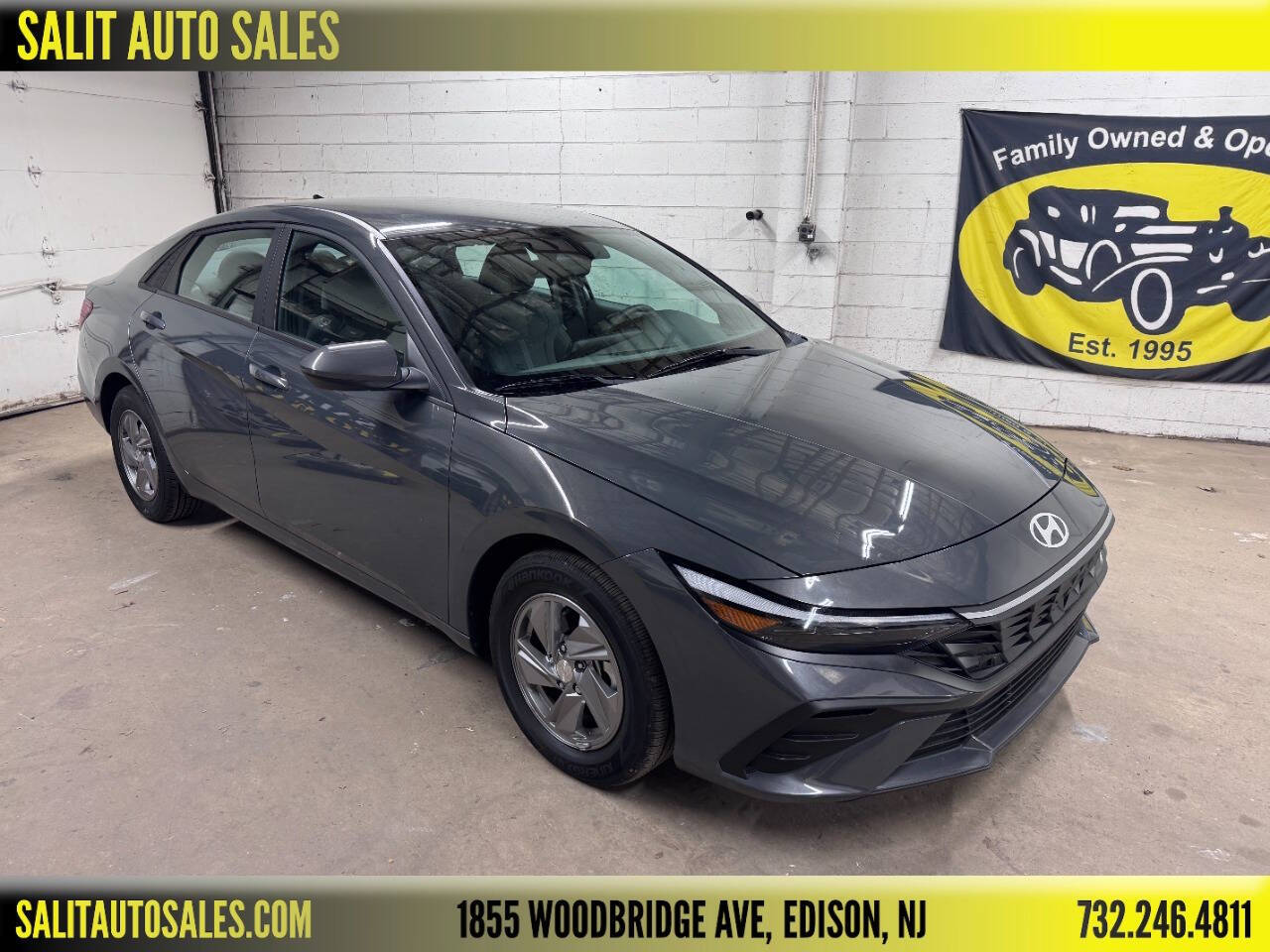 2024 Hyundai Elantra 1