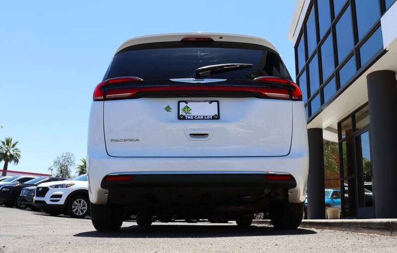2022 Chrysler Pacifica Touring L