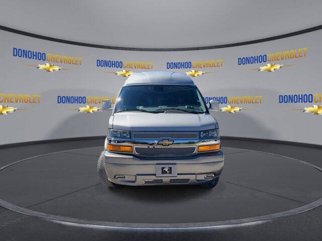 2025 Chevrolet Express 2500