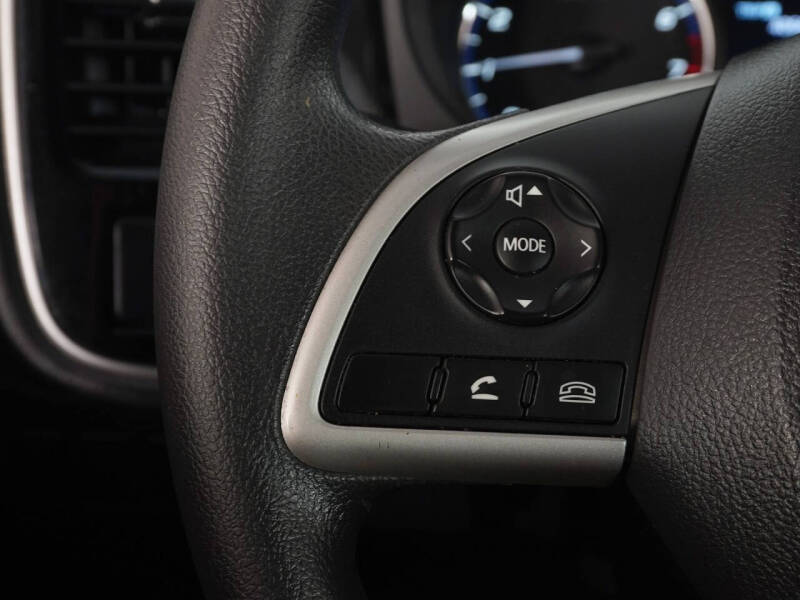 2020 Mitsubishi Outlander ES