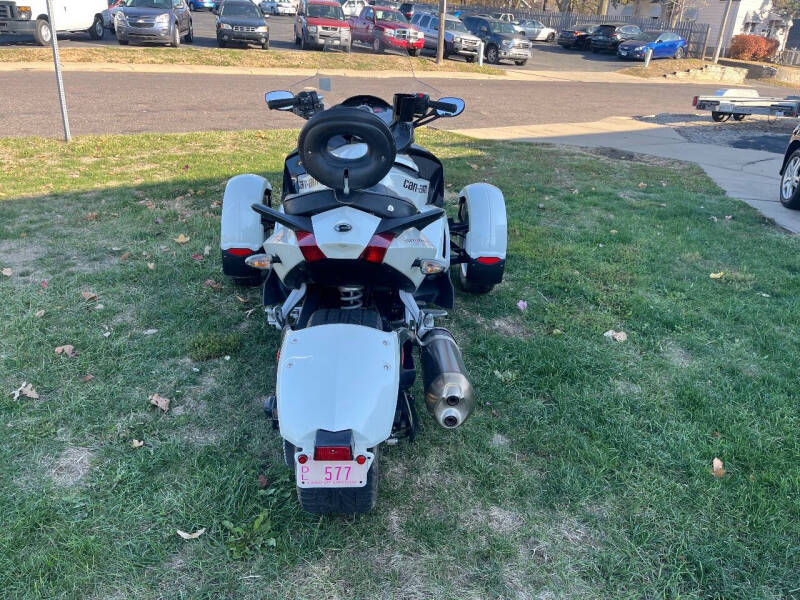 2011 Can-Am Spyder