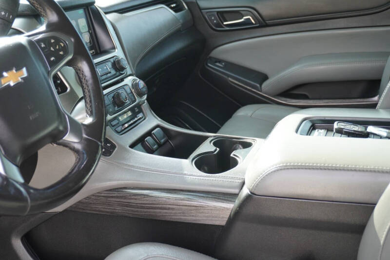 2016 Chevrolet Suburban LT