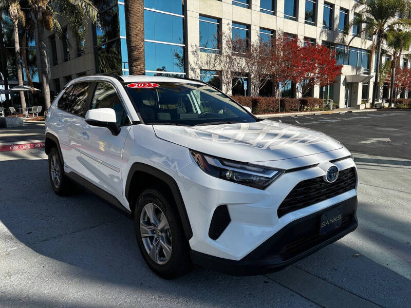 2023 Toyota RAV4 Hybrid LE