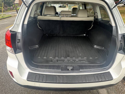 2011 Subaru Outback 3.6R Limited