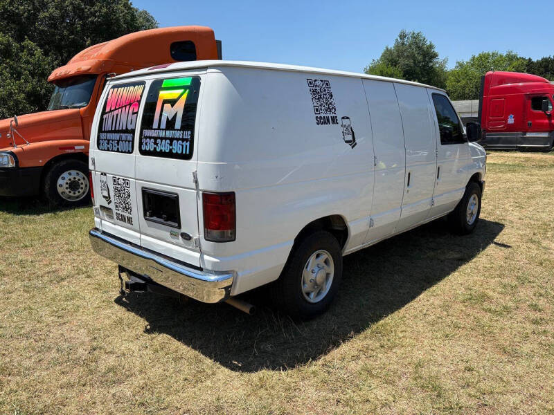 2011 Ford E-Series