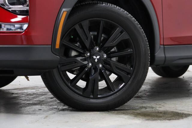 2024 Mitsubishi Eclipse Cross LE