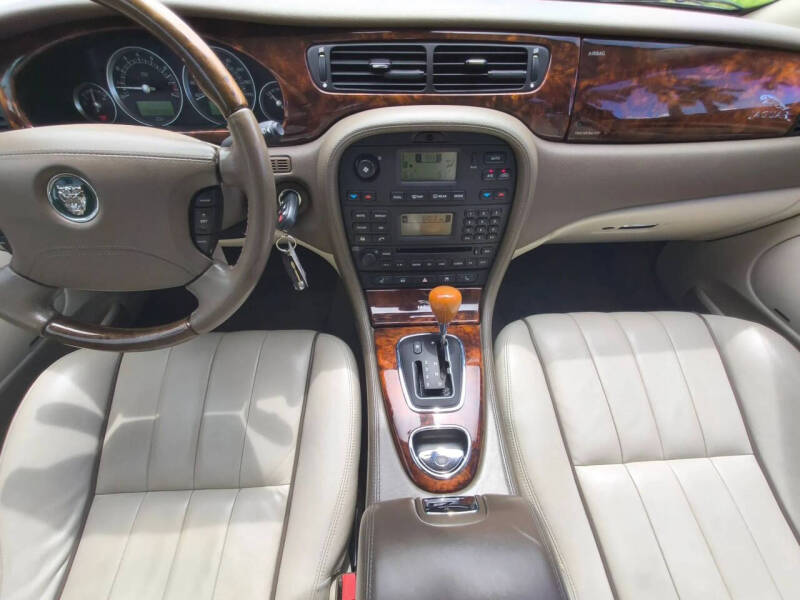 2005 Jaguar S-Type 4.2