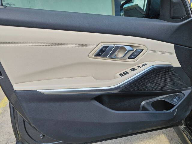 2022 BMW 3 Series 330i