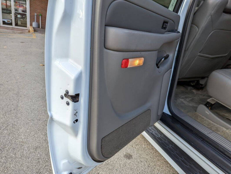 2003 GMC Yukon XL Denali