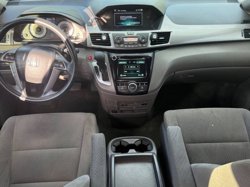 2017 Honda Odyssey SE