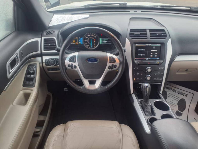 2011 Ford Explorer XLT