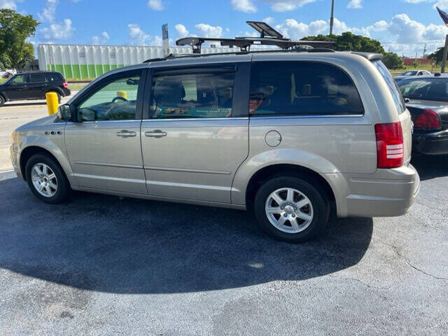 2008 Chrysler Town and Country  - $5,900