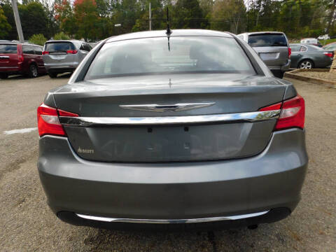 2013 Chrysler 200 Touring
